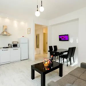 Luxury In The City Centre Апартаменты Тбилиси
